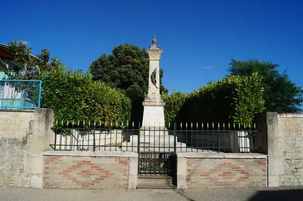 Borne de Recharge 85 Installateur borne de recharge Saint-Martin-de-Fraigneau